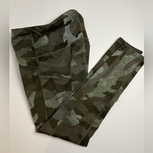 Women’s Northface Green Camo Athletic Tights